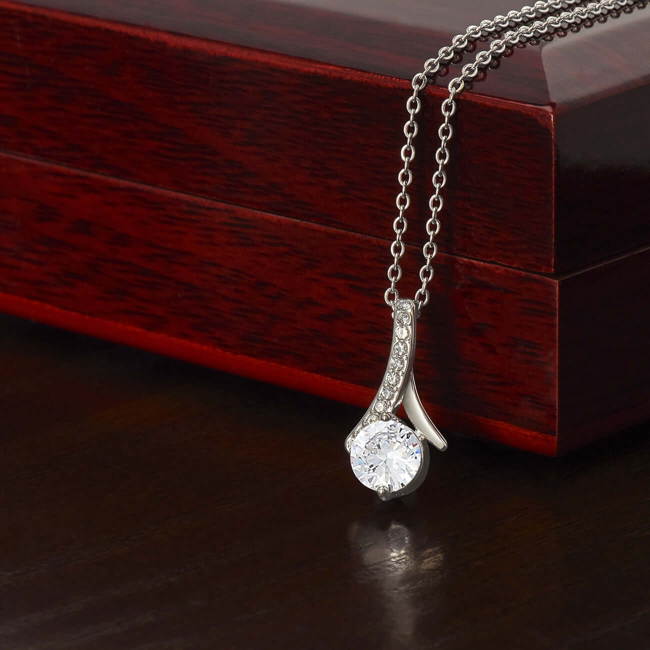 Bella™ love Necklace
